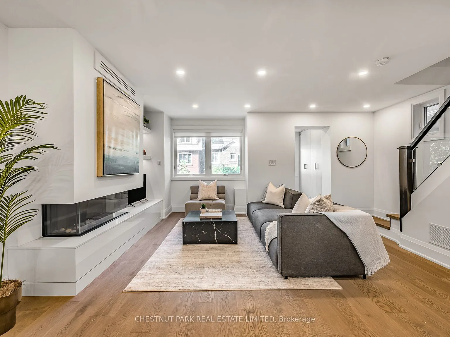 3 bed, $5,700 — Photo 4