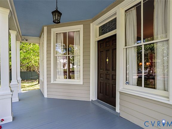 4th image of 802 S Center St