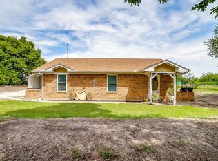 1201 County Road 1107, Rio Vista, TX 76093