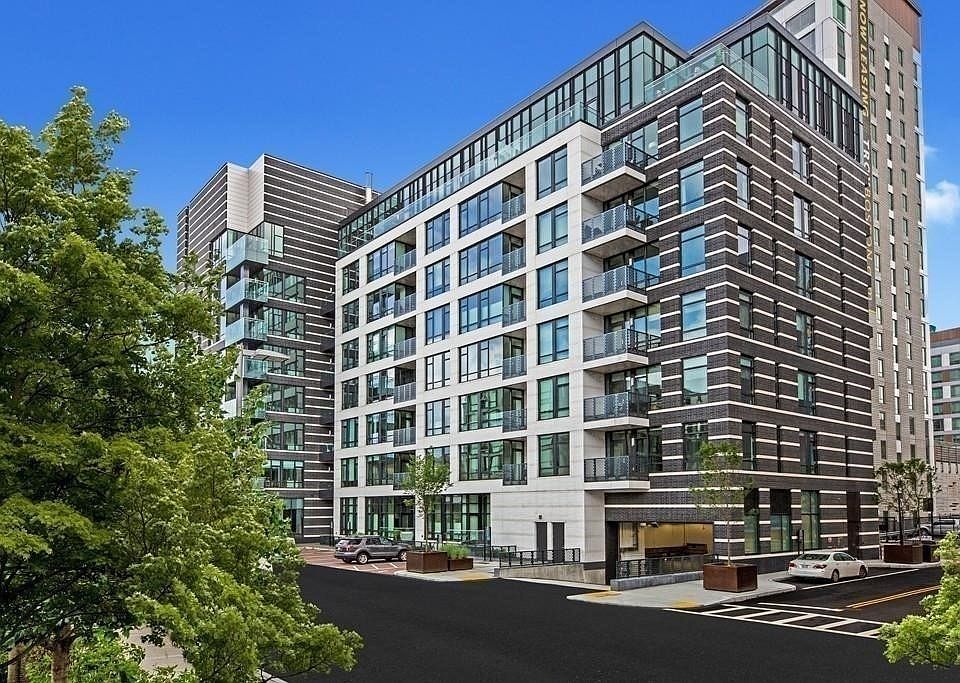 1st image of 40 Traveler St APT 211