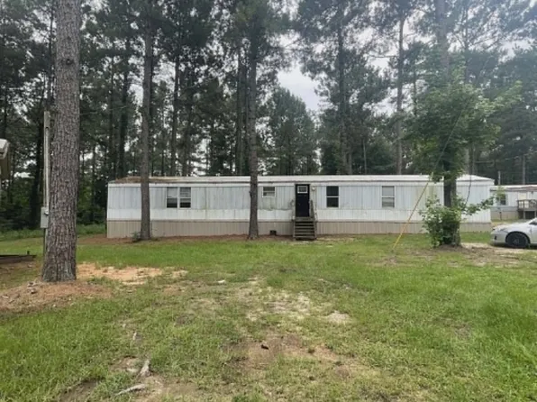 145 New Hope Rd #12, Ellisville, MS 39437