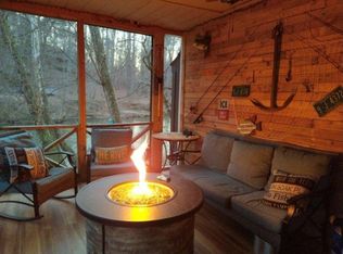 25 4th St #67, Ellijay, GA 30540