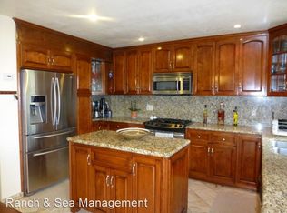 509 Long Crest Dr, Oceanside, CA 92058