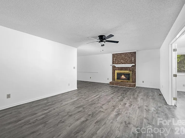 21014 Pine Ridge Dr — Photo 18
