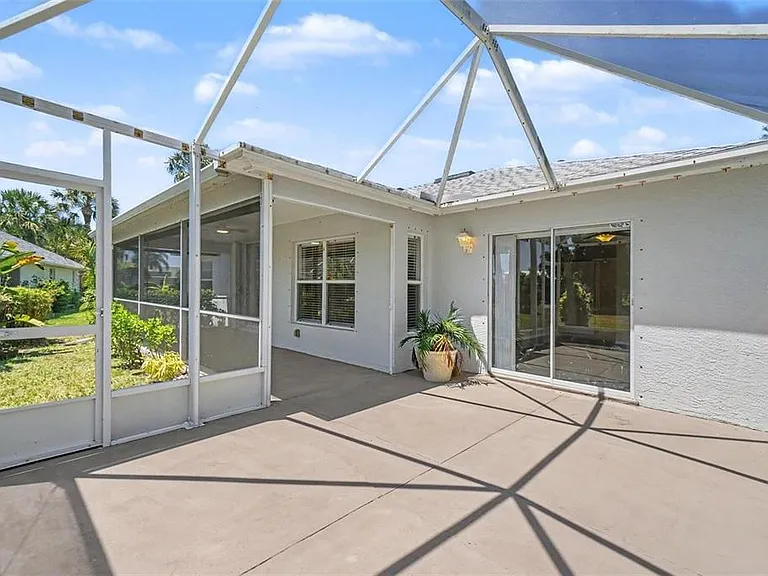 369 Salvador Dr — Photo 35