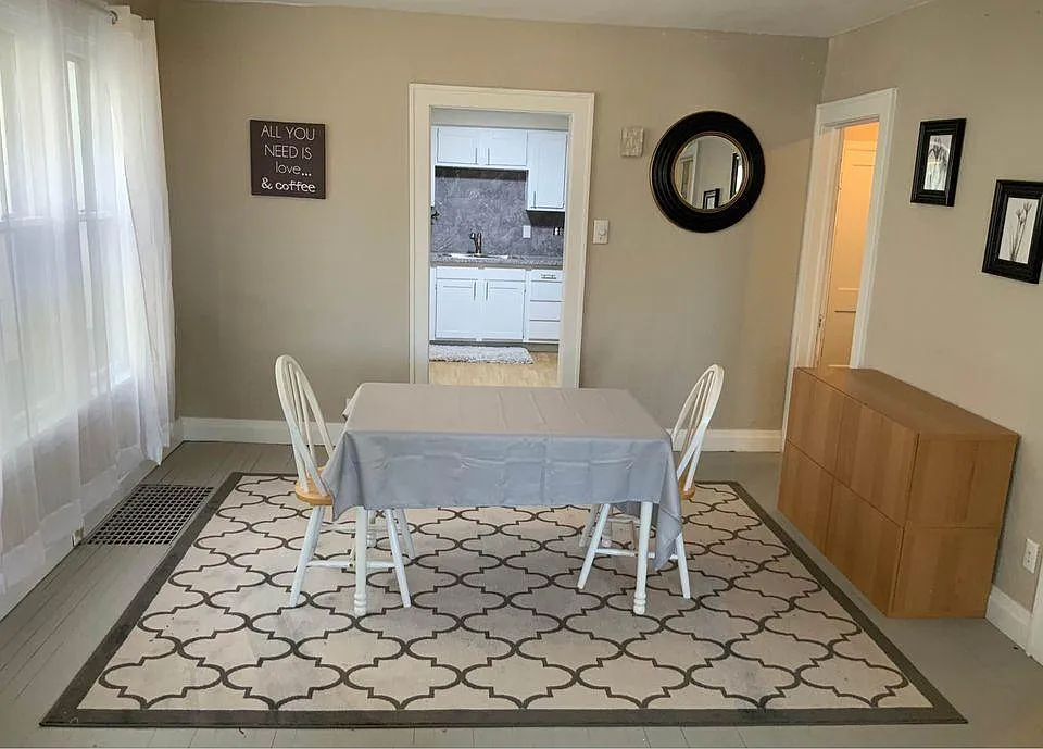 2 bed, 830 sqft, $1,595 — Photo 4