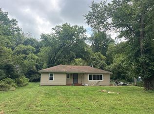 143 E Brookhaven Dr, Caseyville, IL 62232