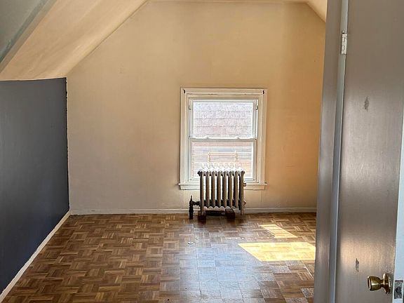 4th image of 49 Brownell St #3