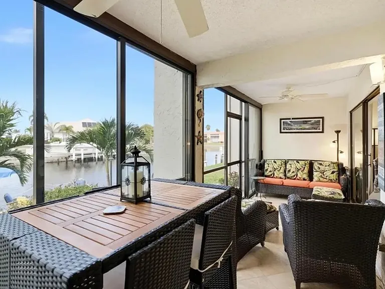 1433 Mediterranean Dr #E — Photo 21