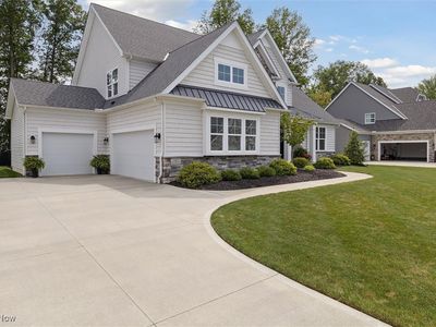 32613 Diamondhead Dr, Avon Lake, OH, 44012