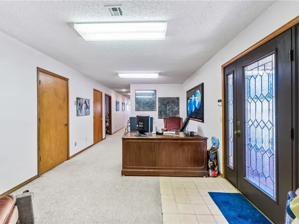 9379 Technology Dr, Rogers, AR 72756