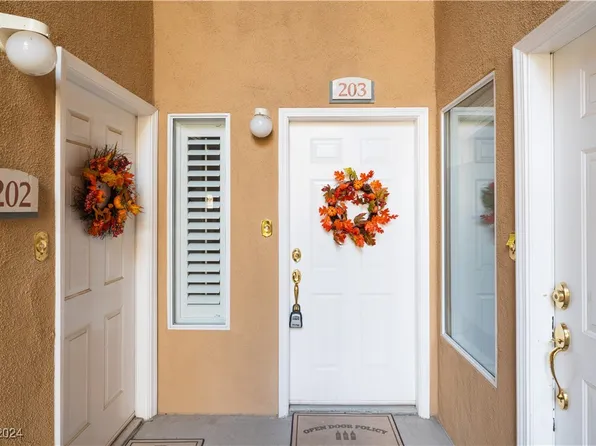 1613 Cardinal Bluff Dr Unit 203, Las Vegas, NV 89128
