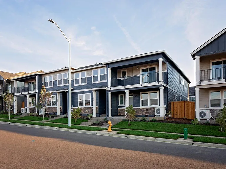 Residences at Butler Creek — Photo 18