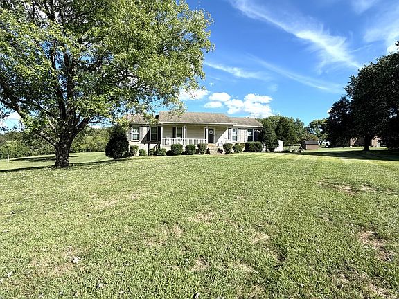 2nd image of 356 Lee Rd
