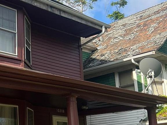 2nd image of 10208 Kempton Ave #10208