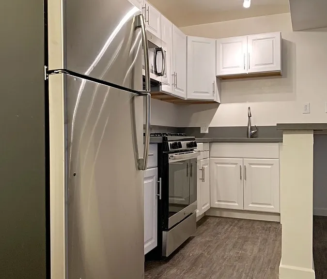933 Wilcox Ave #1 — Photo 2