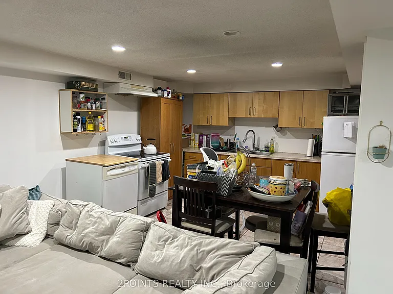49 Mill Arbour Ln — Photo 3