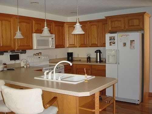 2nd image of 4594 Marykris Ln