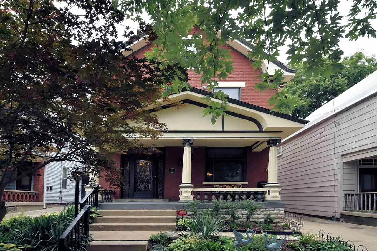 1117 Vine St photo 1
