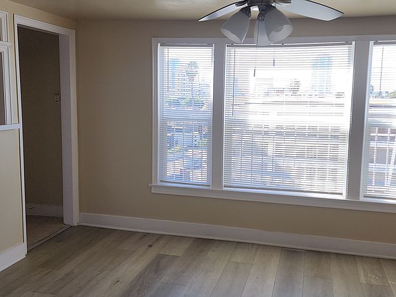 3rd image of 921 E Broadway APT 402