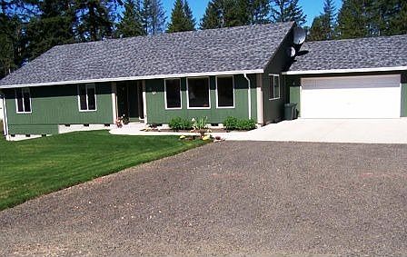 Beautiful Newer Home