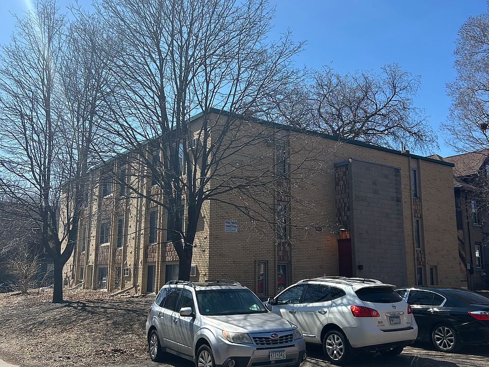 1st image of 1327 7th St SE #222