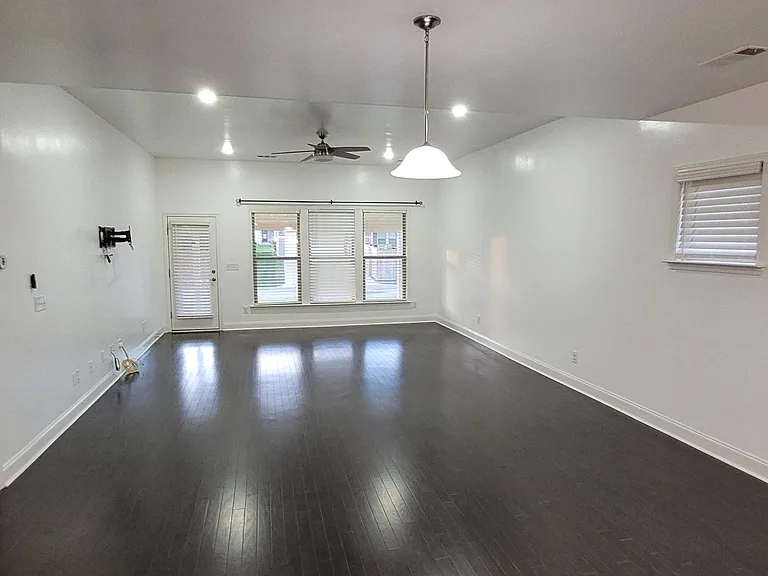 113 Wynfield Blvd — Photo 52