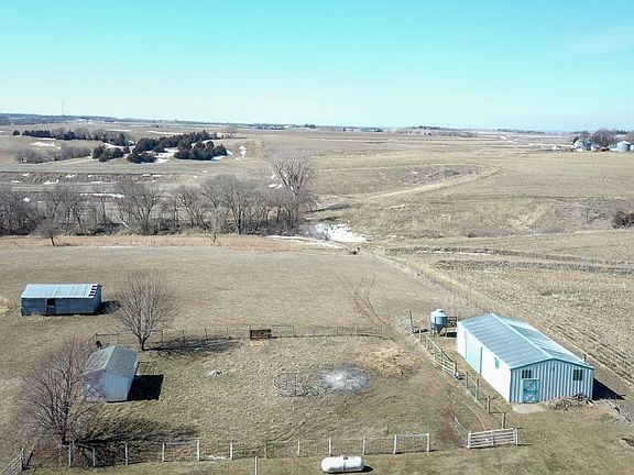 4th image of 50514 240th St