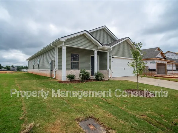22772 Dashwood Ln, Athens, AL 35613