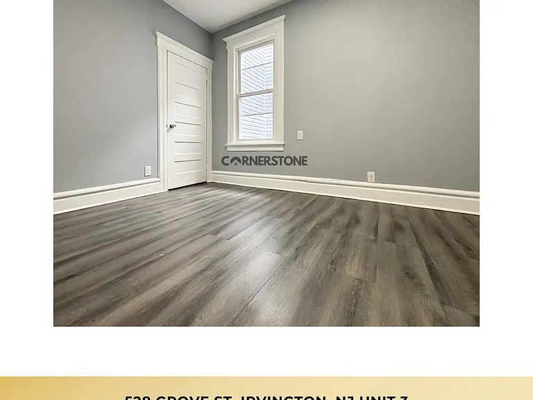 528 Grove St — Photo 10