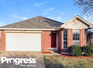 1112 Courtney Dr, Royse City, TX 75189
