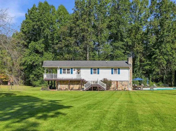 215 Thompson Rd, Taylors, SC 29687