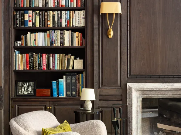 740 Park Avenue image 2 of 23