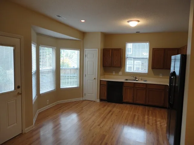 5408 Botany Bay Dr — Photo 3