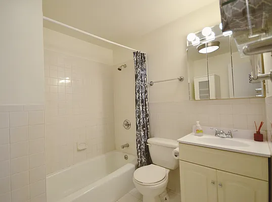 Rented by Bold New York | media 23