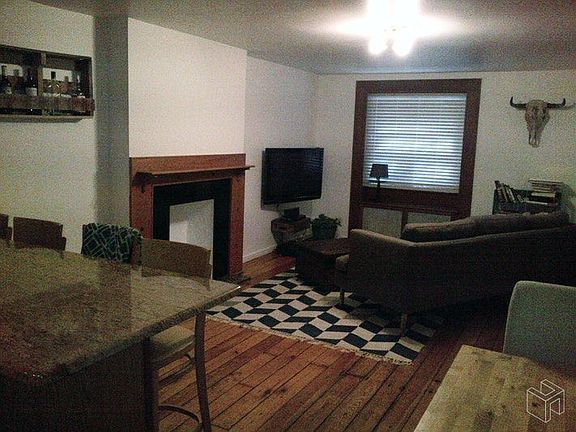 4th image of 341 President St #1