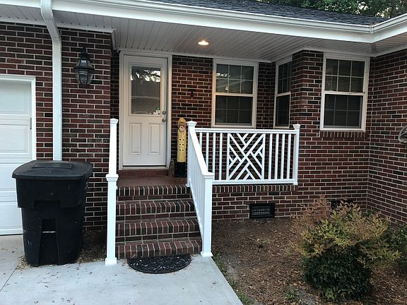 2nd image of 3 Shamrock Dr