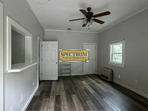 60 Silver St #2, Waterville, ME 04901