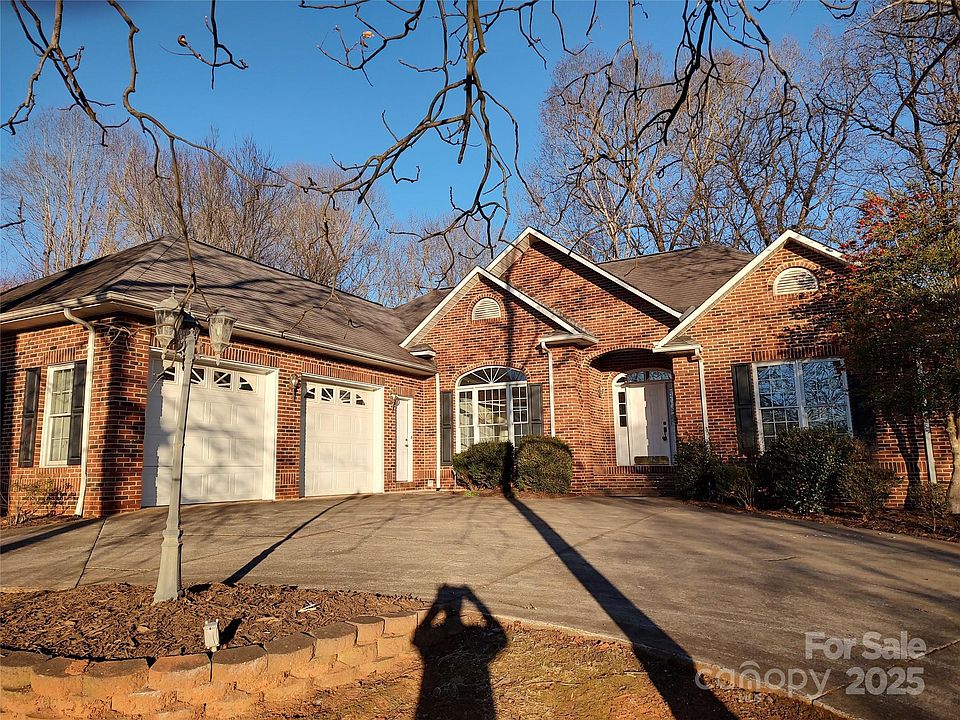 1st image of 1018 Merrywood Dr