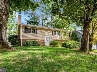 2503 Bright Wood Dr, Dunn Loring, VA 22027