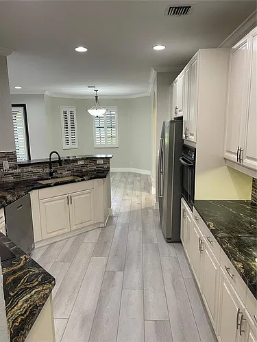 2727 Center Court Dr Photo 1