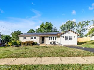 64 Rhode Island Dr, Jackson, NJ