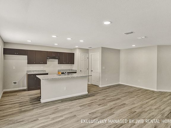 4th image of 5993 Dunmire Ave