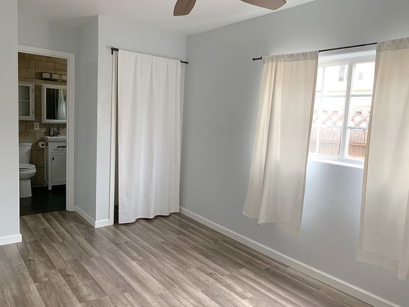 3rd image of 867 39th St