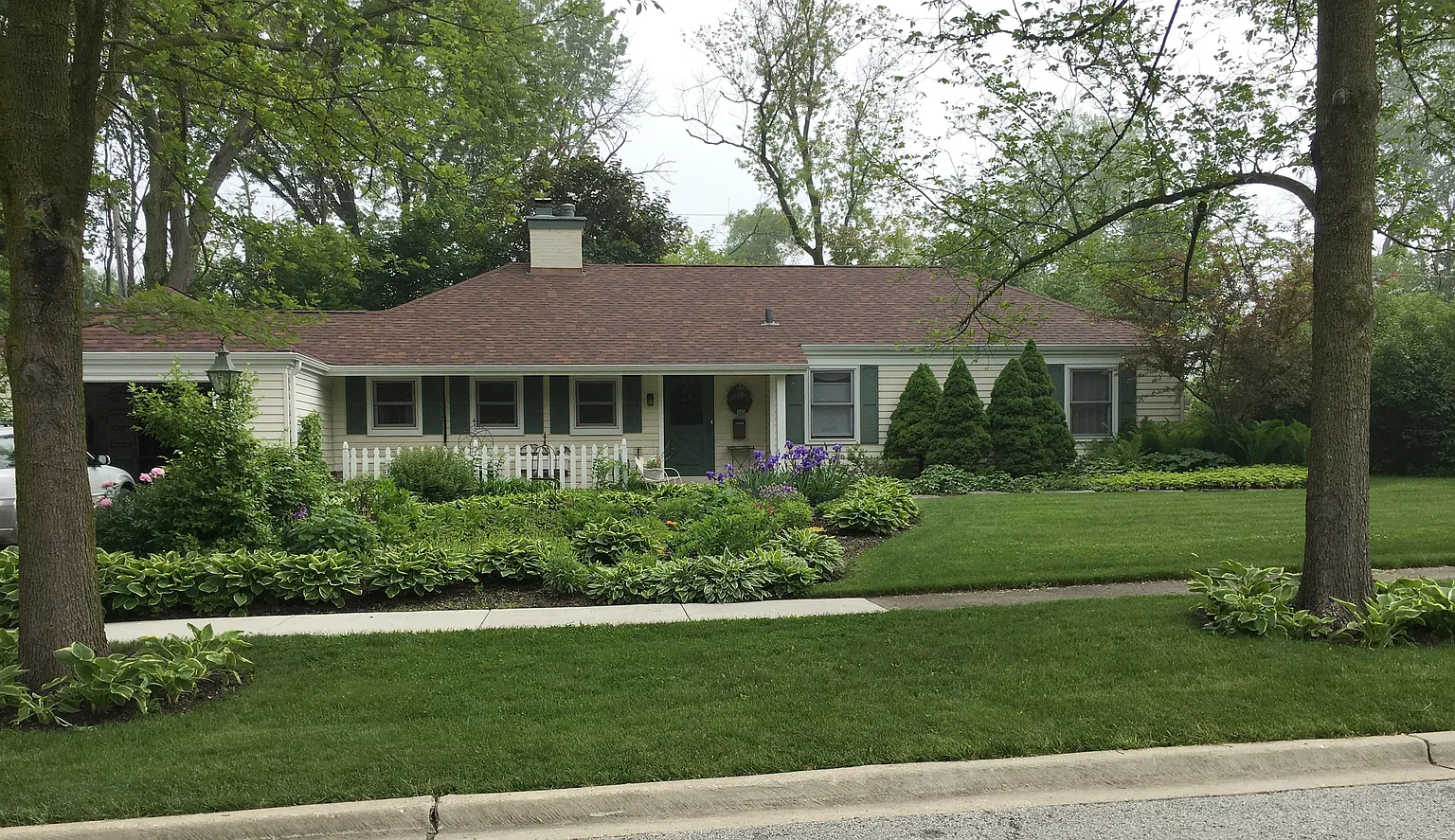 131 Sunset Pl photo 1