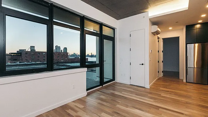 Rented by Nooklyn NYC LLC | media 21