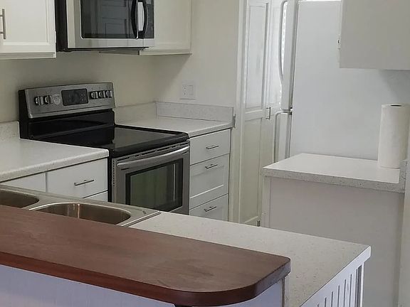 1st Floor Kitchen