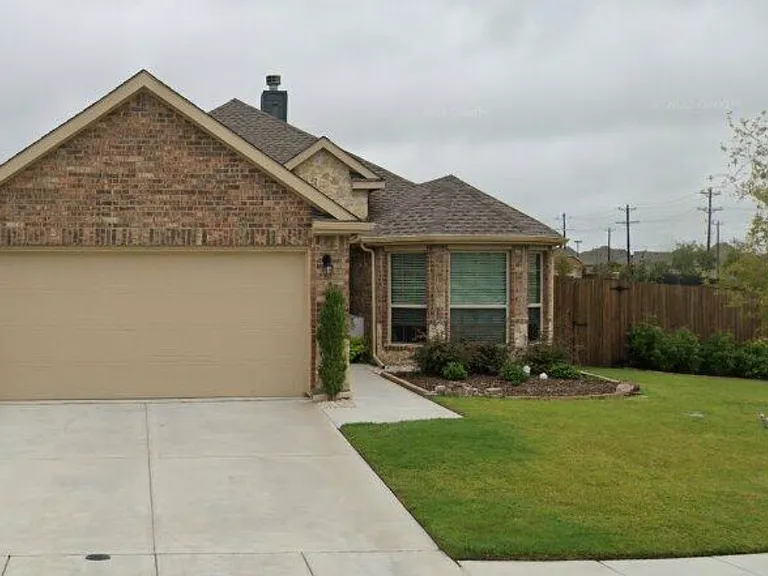 104 Rocky Pine Rd — Photo 1