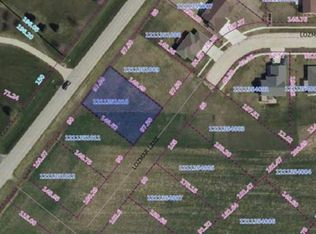 1125 Lozmar Ln, Shell Rock, IA 50670