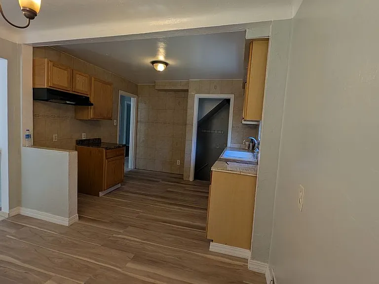 7653 Dacosta — Photo 3